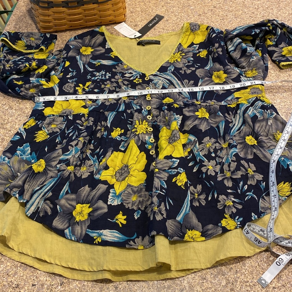 NWT Gracila Top 2XL Floral Navy Blue? Yellow? - Picture 8 of 14